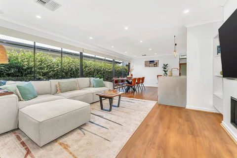 Redbrick Retreat - Generous Coastal Escape - Taree Accommodation 0