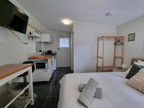 Redcliffe Homestay - Taree Accommodation 0