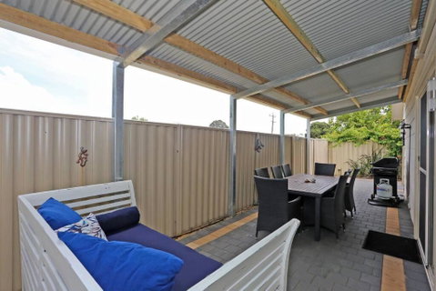 Relax At Falcon By The Bay - Taree Accommodation 3