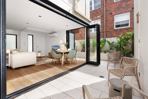 Relaxed Beachside Townhouse - Taree Accommodation 2