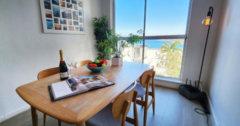 Relaxed Coastal Living With Fantastic Sea Views - Taree Accommodation 0