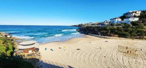 Relaxed Coastal Living With Fantastic Sea Views - Taree Accommodation 3