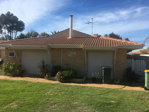 Relaxed Ocean View - Taree Accommodation 0