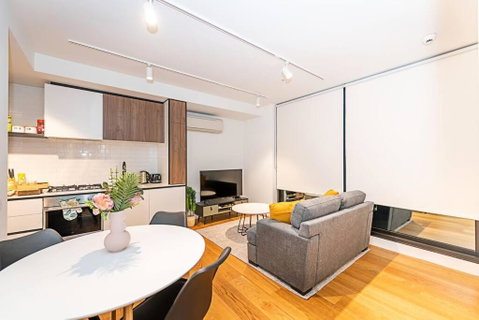 Relaxing Urban Oasis - Taree Accommodation 0