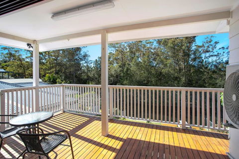 Renovated Coastal Getaway With Water Views - Taree Accommodation 1