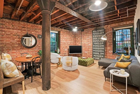 Retro Meets Industrial At Heritage Bond Store - Taree Accommodation 0