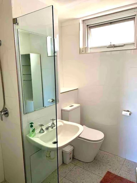 Right In Fremantle - Taree Accommodation 3