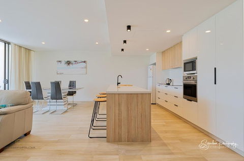 RIVERFRONT BREEZE @ The Cosmopolitan Unit10307 - Taree Accommodation 0