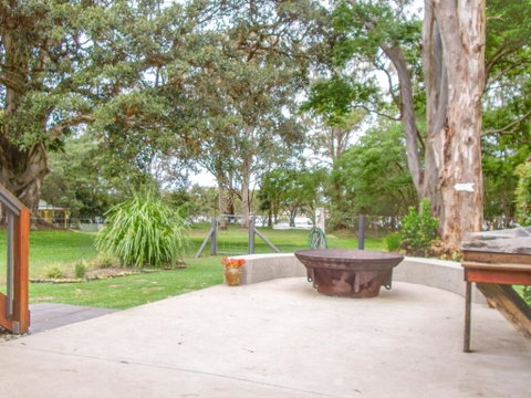 Riverside Retreat - Taree Accommodation 2