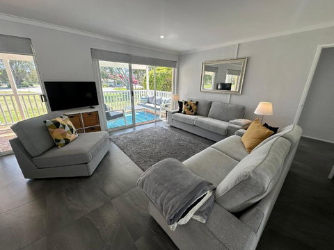 Riverview - South Yunderup - Taree Accommodation 1