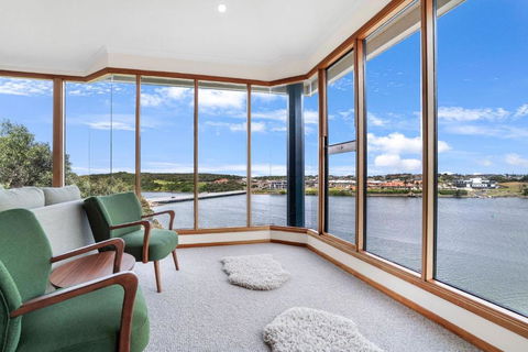 Riverview - Taree Accommodation 0