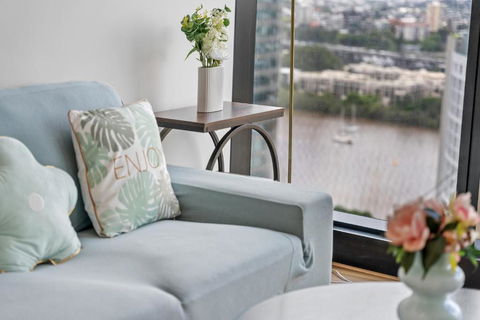 RiverViews 1BR 1BA Skytower Apt With Pool, Gym, Sauna - Taree Accommodation 2