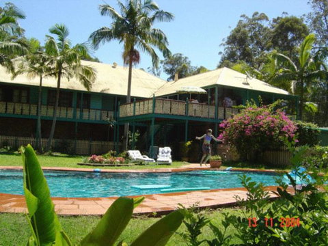 Riviera Bed & Breakfast - Taree Accommodation 2
