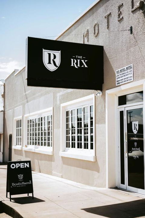 Rix Hotel Motel - Taree Accommodation 2