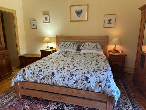Robe House Heritage Accommodation - Taree Accommodation 1