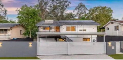 Roger Home - Taree Accommodation 3