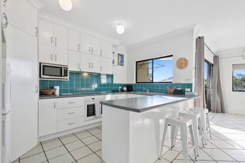 Rooftop Island Sunsets - Taree Accommodation 1