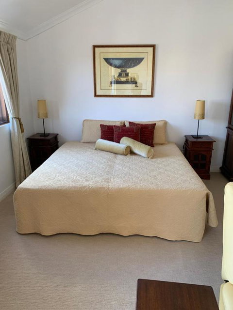 Room With A View - Taree Accommodation 0