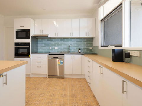 Rosella Perch - Taree Accommodation 0
