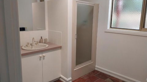Roshnier Apartment - Taree Accommodation 1