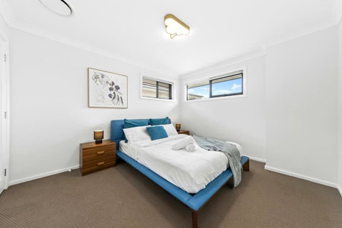 Rouse Hill Fancy 5bedrooms House - Taree Accommodation 3