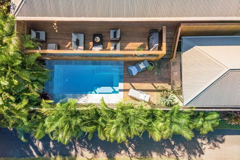 Rubber Soul - Taree Accommodation 0