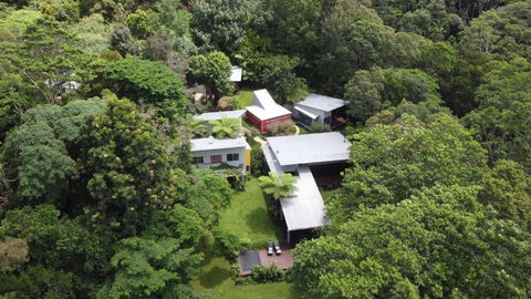 Runawaytomaleny - Taree Accommodation 1