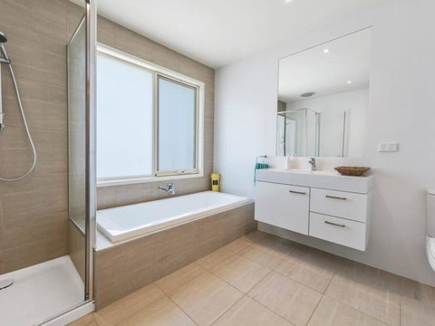 RYE/BLAIRGOWRIE FAMILY ENTERTAINER.. - Taree Accommodation 2