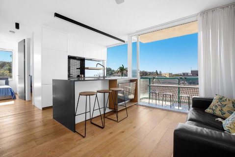 S16S - Bondi Vistas - Taree Accommodation 1
