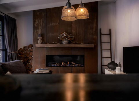 SABLE MAE Luxury Rustic Ranch - Taree Accommodation 2