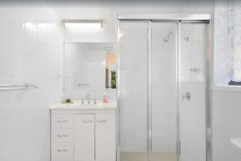 Salerno - Hosted By Burleigh Letting - Taree Accommodation 3