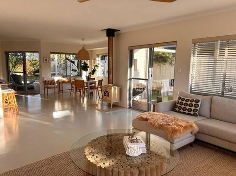 Salt - Taree Accommodation 0