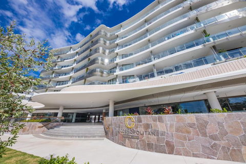 SALTWATER CALM@ The Cosmopolitan Unit 10508 - Taree Accommodation 0