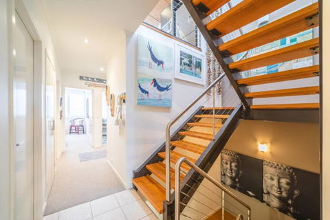 Saltwater 5 - Sleeps 8 - Close To Main Beach - Taree Accommodation 2