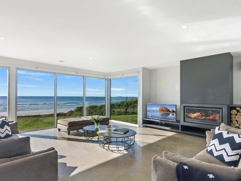 Saltwater Retreat - Taree Accommodation 1