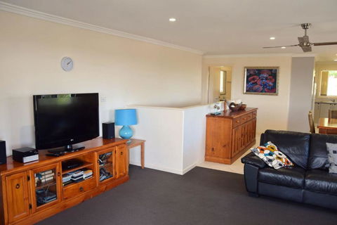 Salty Kisses - Bring Your Own Linen. - Taree Accommodation 3