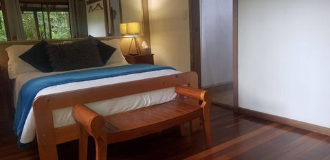 Samurai Beach Bungalows - Port Stephens YHA - Taree Accommodation 1