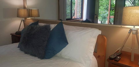 Samurai Beach Bungalows - Port Stephens YHA - Taree Accommodation 2