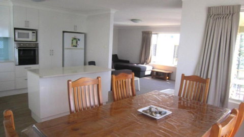 San Marino Unit 7 - Taree Accommodation 2