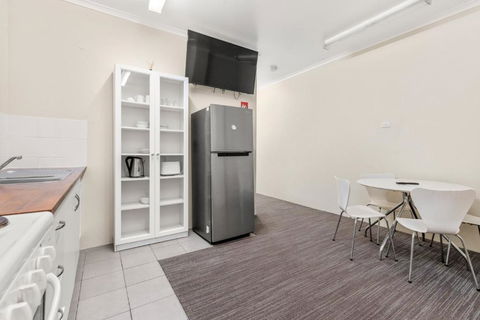Sanctuary Resort Motor Inn - Taree Accommodation 1