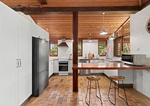 Sand At Broulee - Taree Accommodation 2