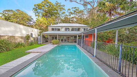 Sand & Sea - Pearl Beach With Pool - Taree Accommodation 0