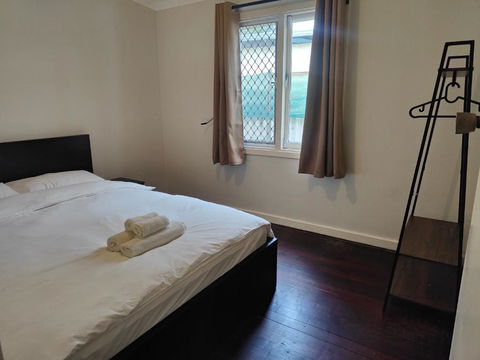 S&S Guest House - Taree Accommodation 0