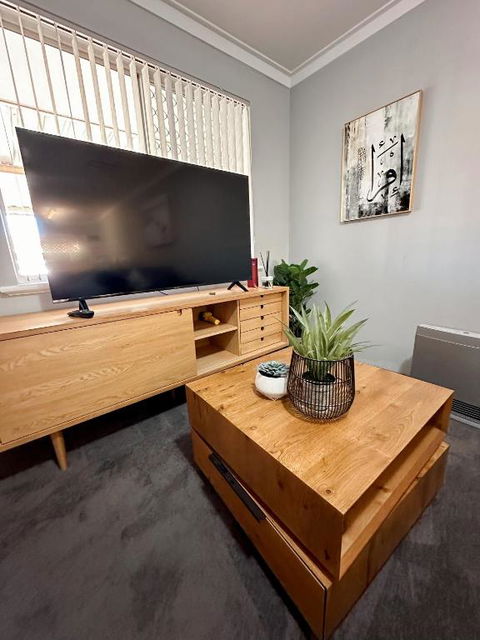 Rockingham Palace - Taree Accommodation 2
