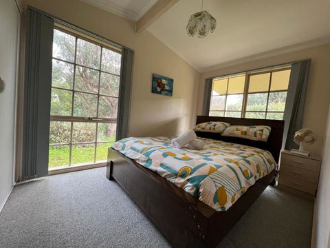 Sand, Surf & Sun - Taree Accommodation 0