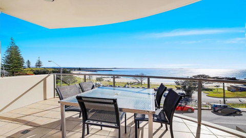 Sandcastle 201 - Taree Accommodation 0