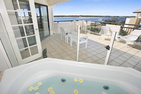 Sandcastles On The Broadwater - Taree Accommodation 2