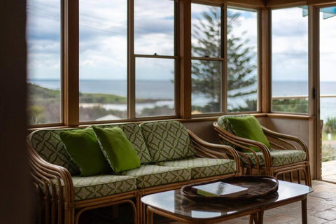 Sandilands One - Oceanstays - Taree Accommodation 2