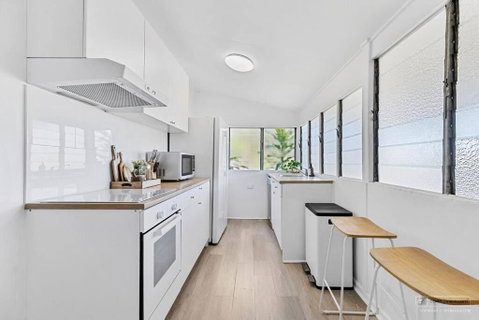 Sandown Beachside Cottage - Taree Accommodation 2