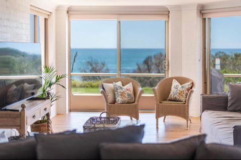 Sandrift One - Oceanstays - Taree Accommodation 1